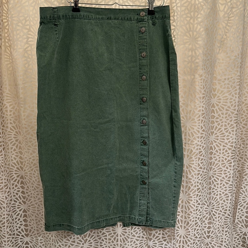 🌿 Vintage Stampede Green Jean Maxi Skirt